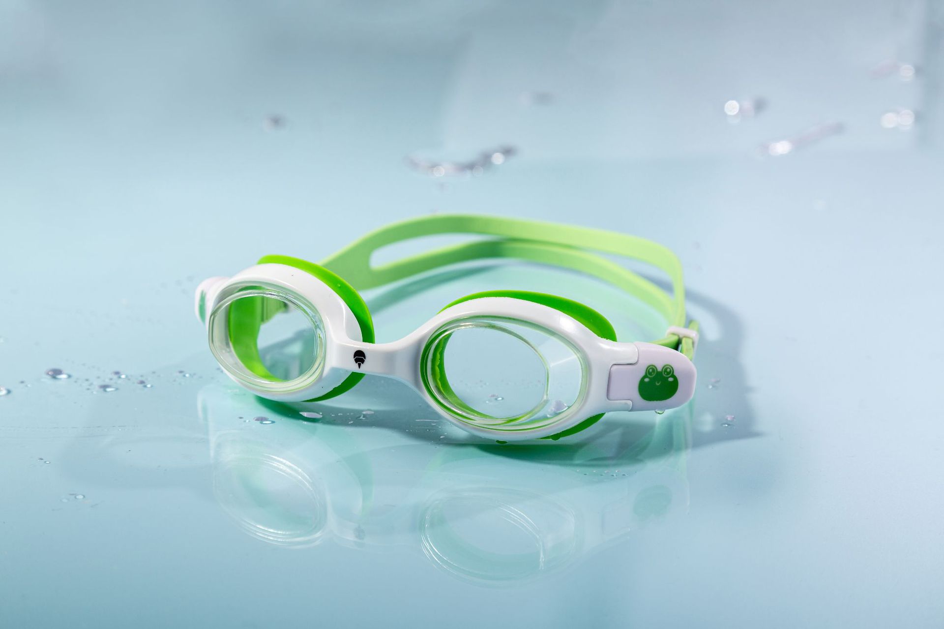 흰색 녹색 22G008 2440 (PP 상자)