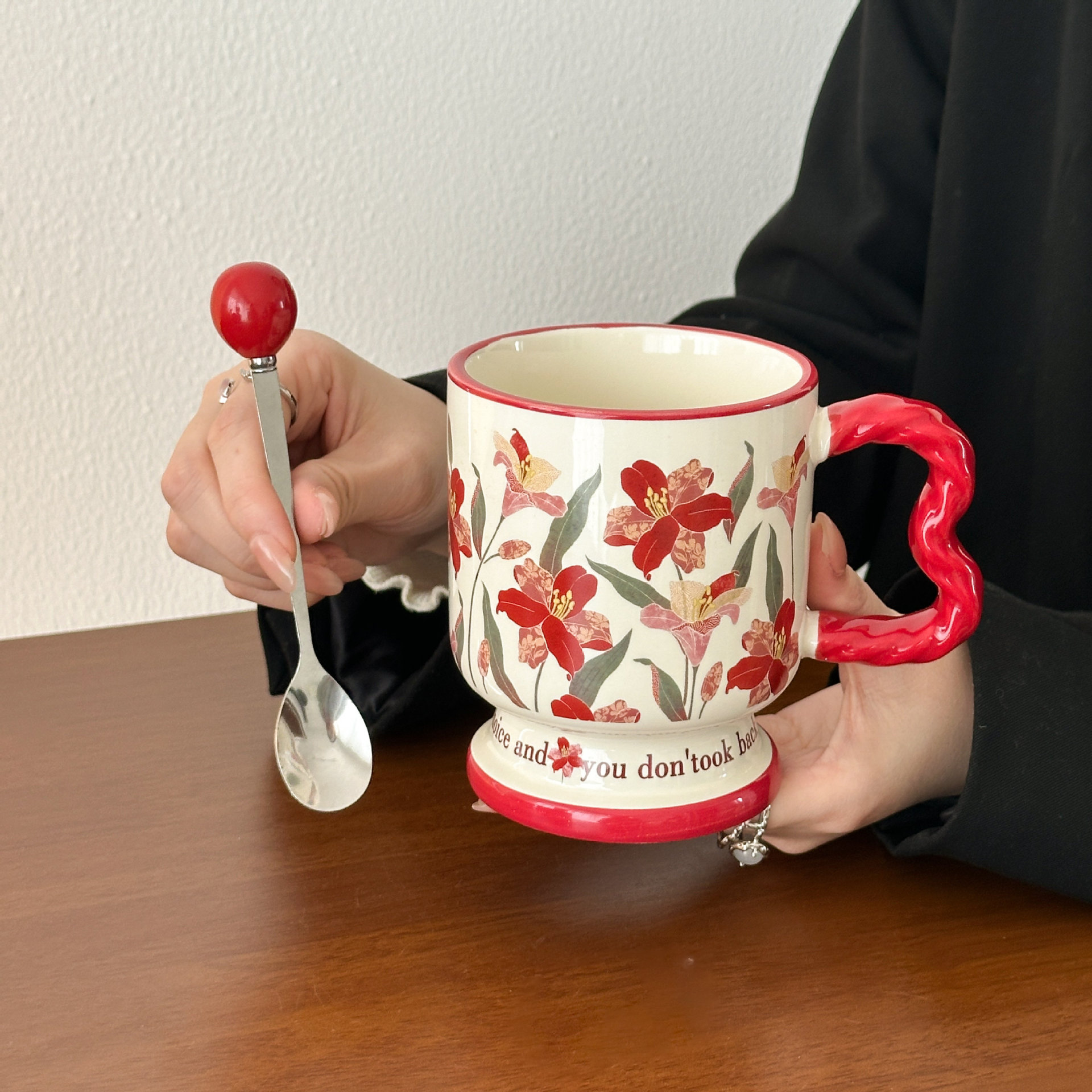 Nicho de regalo de cumpleaños de alto nivel para chicas tazas de agua prácticas de alto valor de diseño creativo tazas de cerámica tazas image 9