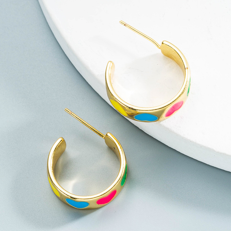 wholesale jewelry goldplated copper heartshaped Cshaped earrings Nihaojewelrypicture5