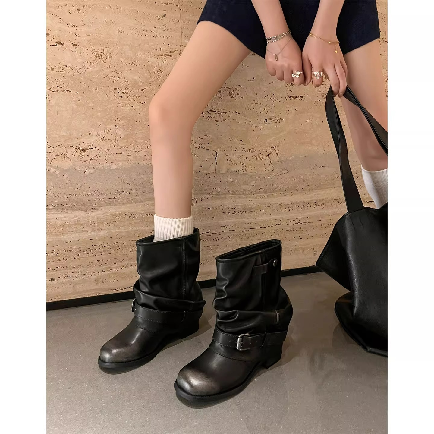 Wide-leg Stacked Pleated Cuff Western Cowboy Chunky Heel Riding Short Boots 2025 Fall/Winter New Style Fashionable And Versatile_voghion.com