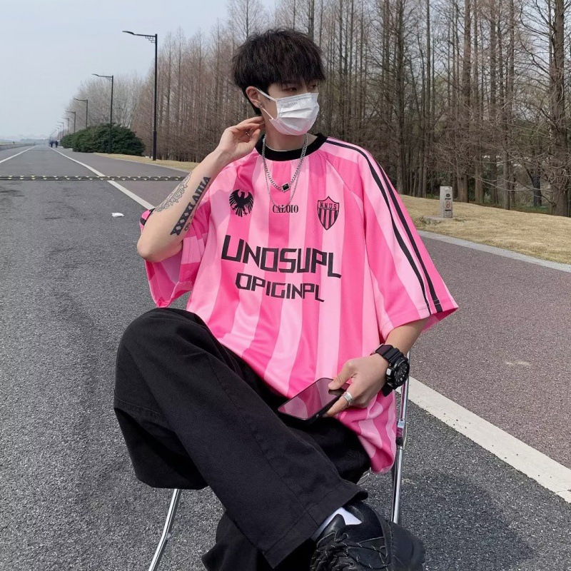 Camiseta de verano marca de moda suelta de moda de media manga de moda urbana cuello redondo rayado Delgado diario de los hombres Nuevo