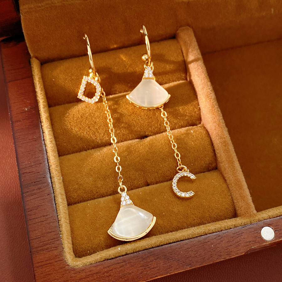 18k oro real chapado aguja de plata galvanizado pendientes de piedra cuadrada temperamento exquisito pendientes de moda lujo ligero de alta sensación de pendientes