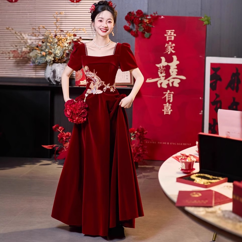 Plus-Size Toast Dress for Chubby Women, Engagement Dress, Long Burgundy Dress, Bride's Homecoming Dress, 2026 New Spring Model