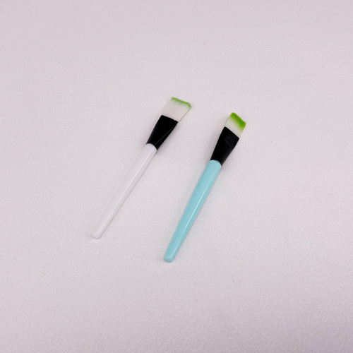 Wholesale facial mask tools, white pole facial mask brushes, makeup brushes, Yiwu makeup brush tools, foundation two-color brush