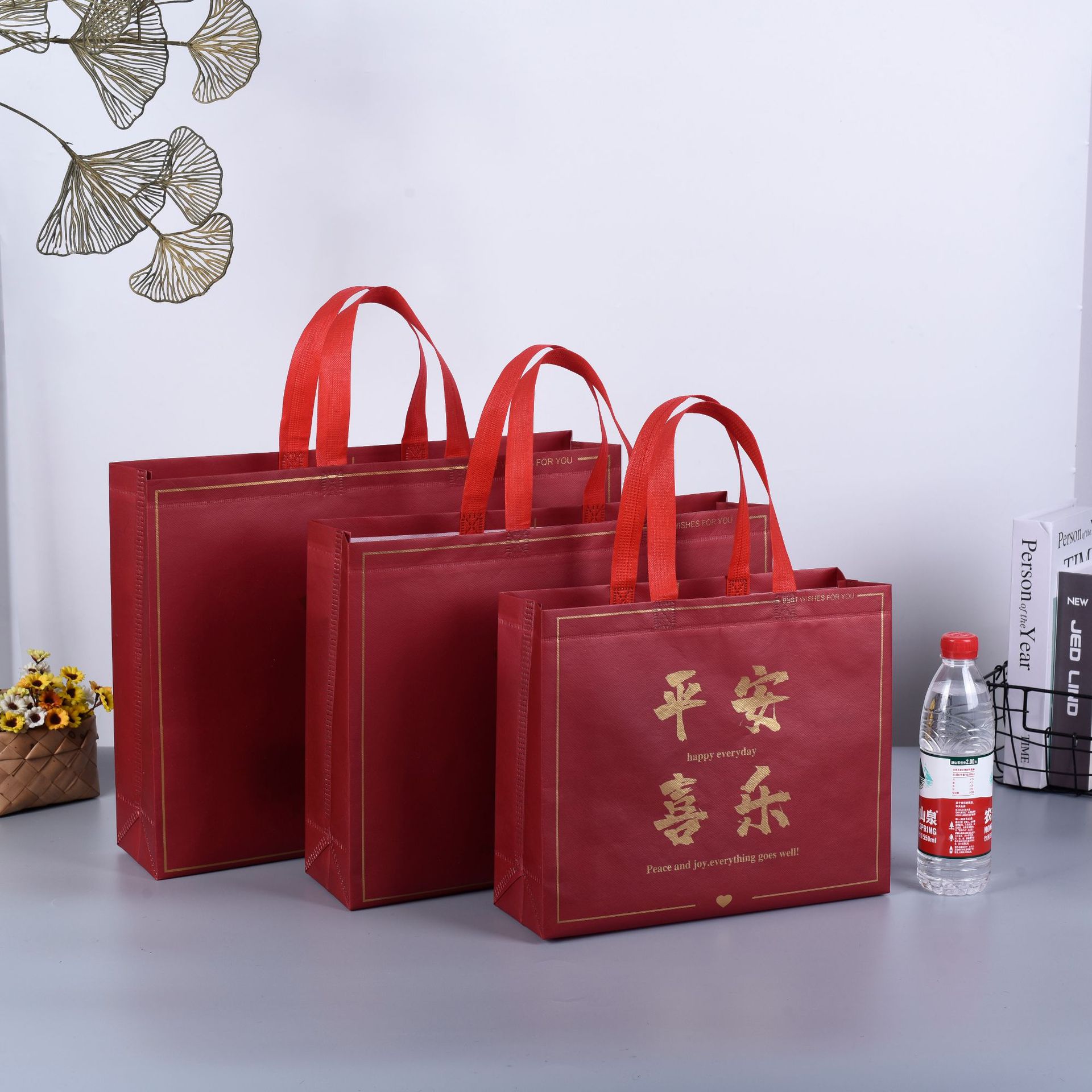 Tienda de ropa para mujeres a medida, centro comercial, tienda de ropa, bolsa de mano de compras, prensa en caliente, publicidad, bolsa no tejida laminada, personalización