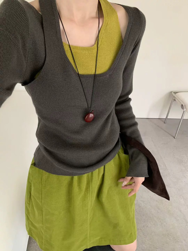 设计感撞色假两件挂脖长袖针织衫女2025秋冬新款显瘦百搭打底毛衣|undefined
