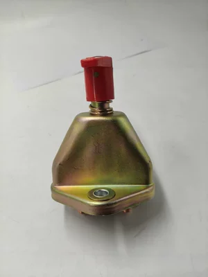 Brushed Copper Power Switch Battery Master Switch for Cars and Large Trucks 12V 24V Steyr Universal Type Circuit Breaker (Car on the line of fire) - copper-plated-double-screw-caps-iron-shell