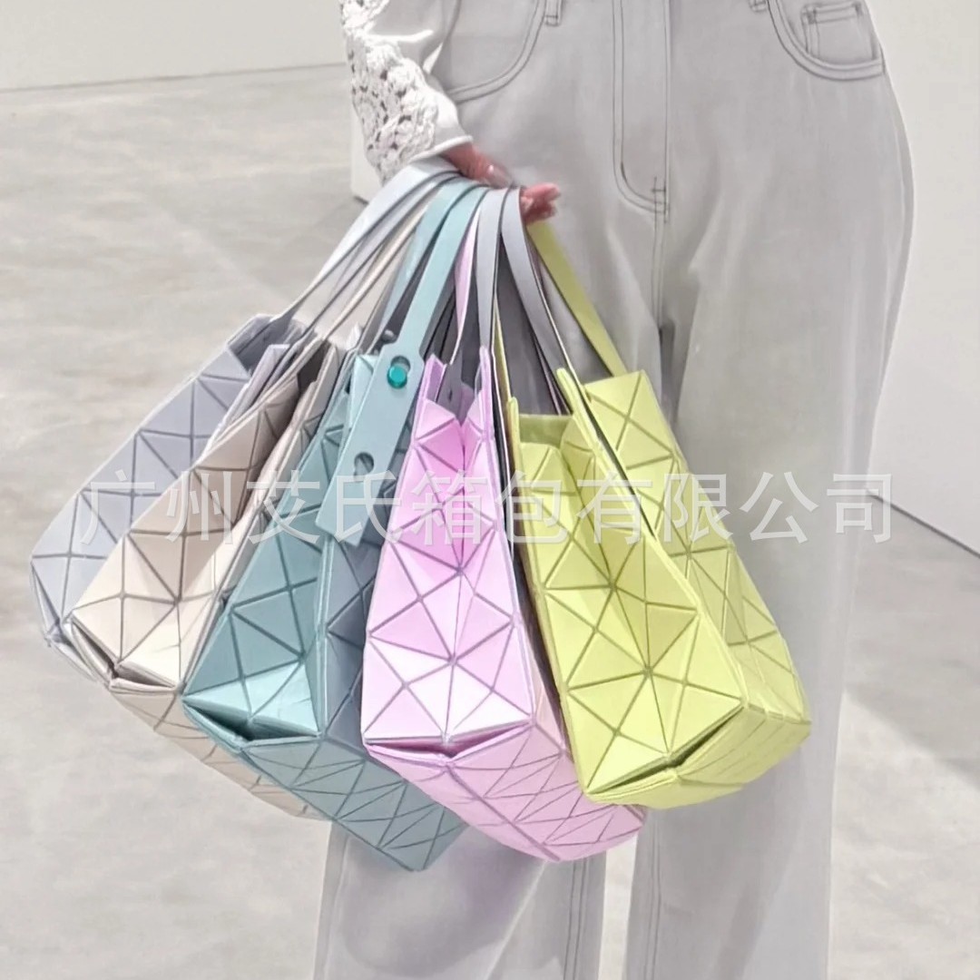 2025日本宅三钻石包新款菱格几何包彩钉mini小方盒手提托特包女包