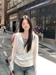 白色假两件长袖T恤女秋2025新款撞色垂感微宽松慵懒休闲翻领上衣