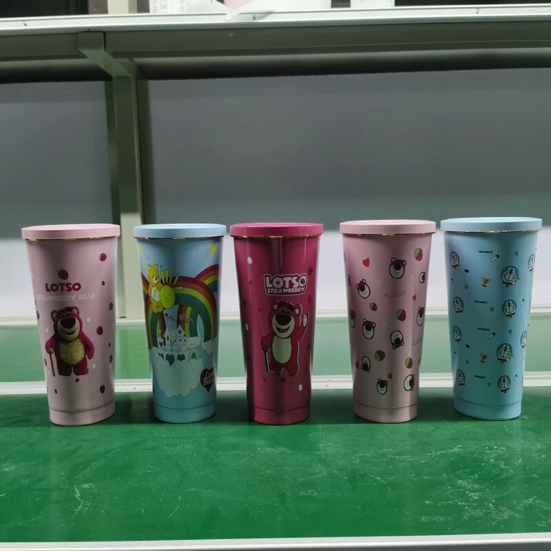 卡通图案三丽鸥双层不锈钢吸管杯新款金边盖子便携式大容量保冷杯|undefined