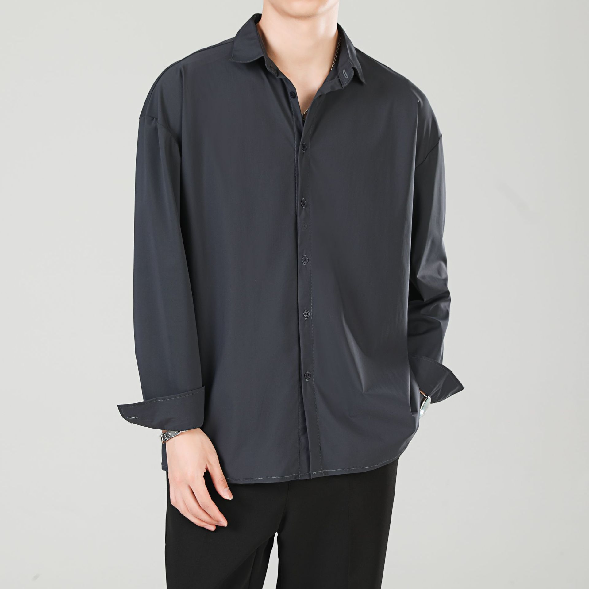 Camisa casual de manga larga para hombre ins camisa suelta de alto grado para hombre Ruan guapo drapeado color sólido más tamaño-pulgadas camisa para hombre