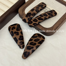 韩版新款豹纹皮质三角BB夹复古长方发夹高级感侧边夹刘海碎发夹子