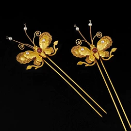 发簪;手链;项链