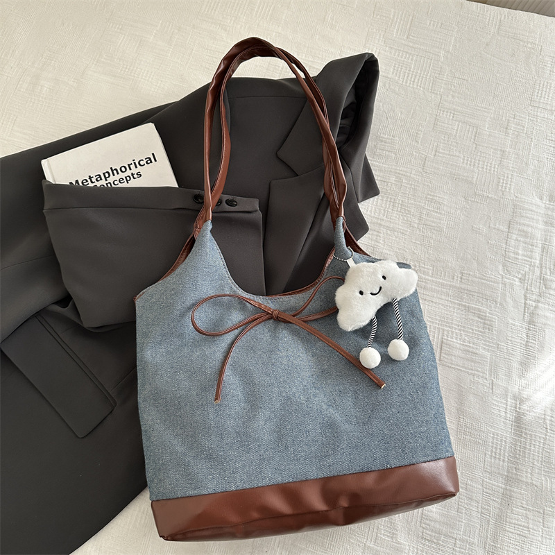 Invierno nuevo bolso de arco de gran capacidad de hombro bolso axilar 2024 este año bolso ocio popular bolso especial