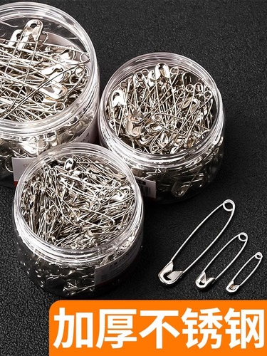 Old-fashioned safety pins to fix clothing buckle pins, small, large, oversized paper clips, paper clips, bed sheet closing pins