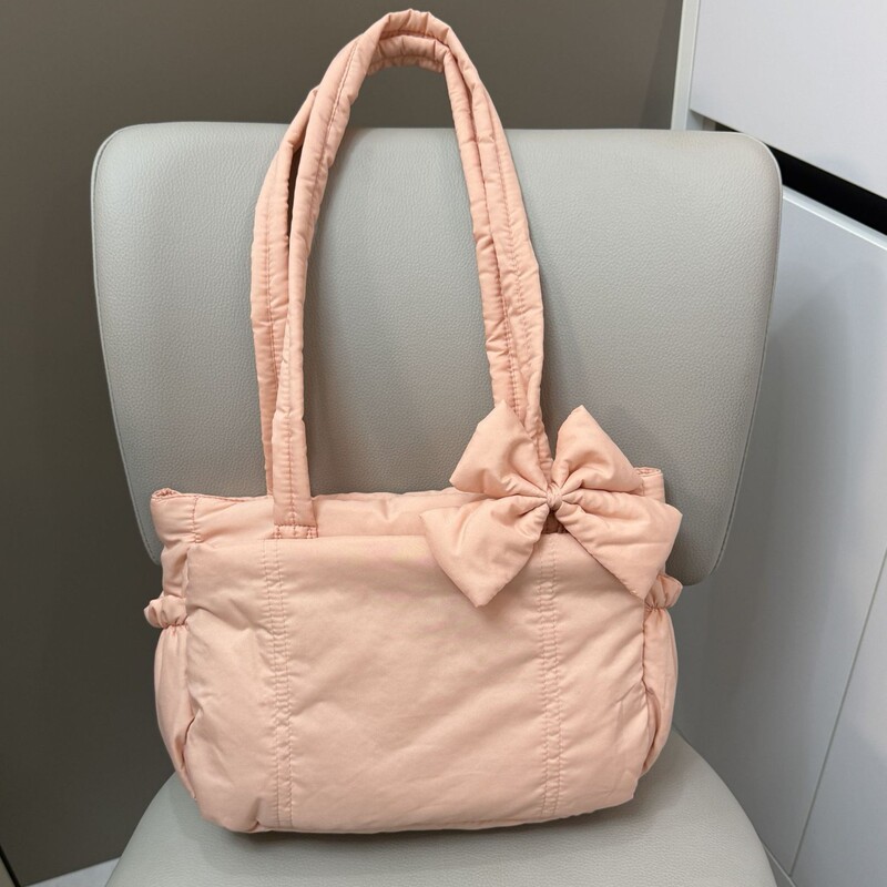 In-Stock Tote Bag with Bow, Yoga Bag, New Winter Embroidered Checkered Space Bag, Cotton-Padded Shoulder Tote Bag In-Stock Tote Bag with Bow, Yoga Bag, New Winter Embroidered Checkered Space Bag, Cotton-Padded Shoulder Tote Bag