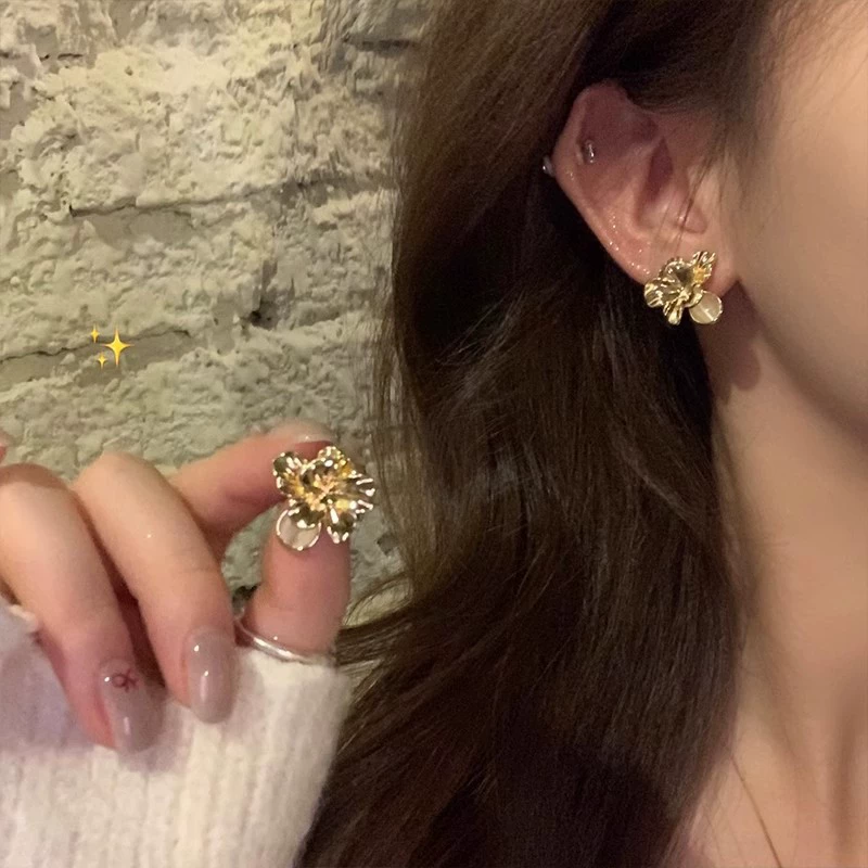 Retro Pearl Earrings, 925 Silver Needle, Light Luxury Style, Multiple Sizes