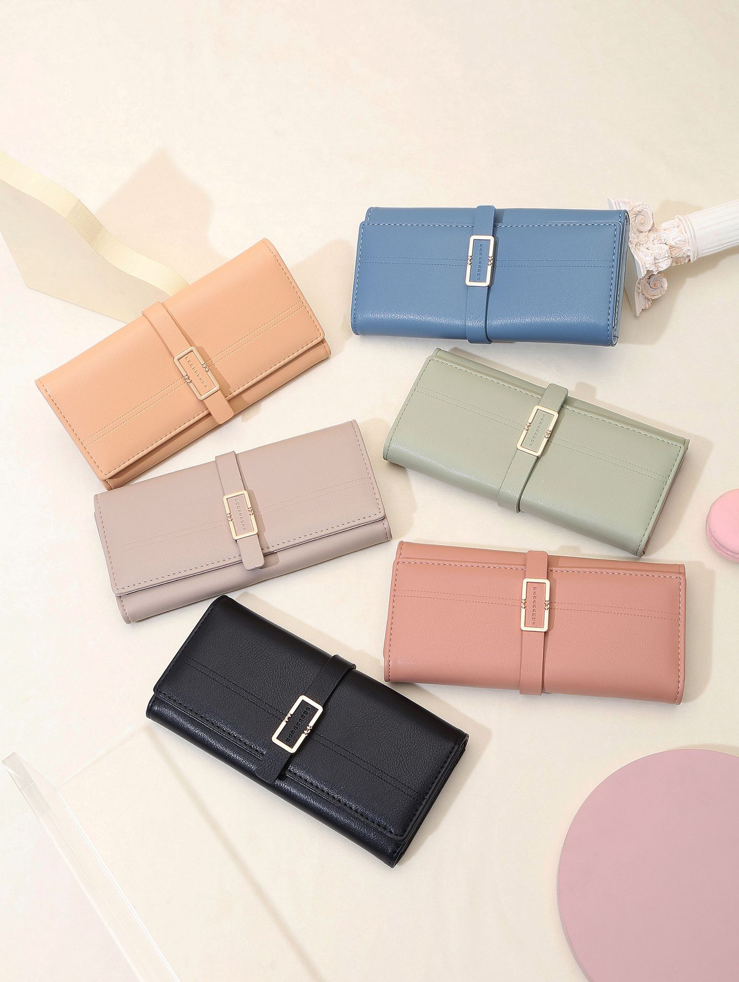 Daily Occasion Pu Leather Material Solid Color Pattern Women's Solid Color Pu Leather Buckle Wallets