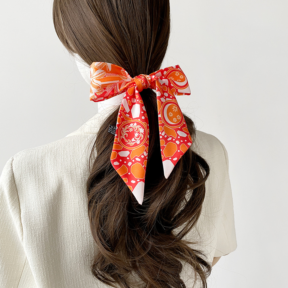 Women's Elegant Retro Printing Bag Satin Silk Scarf display picture 8