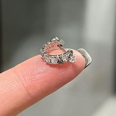 Брендовые серьги с цирконом