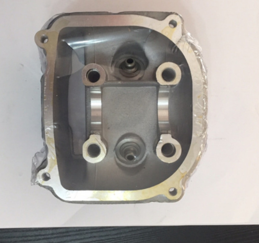 踏板车GY6 150。GY6 125/150/80/60气门光阳豪迈125缸头总成