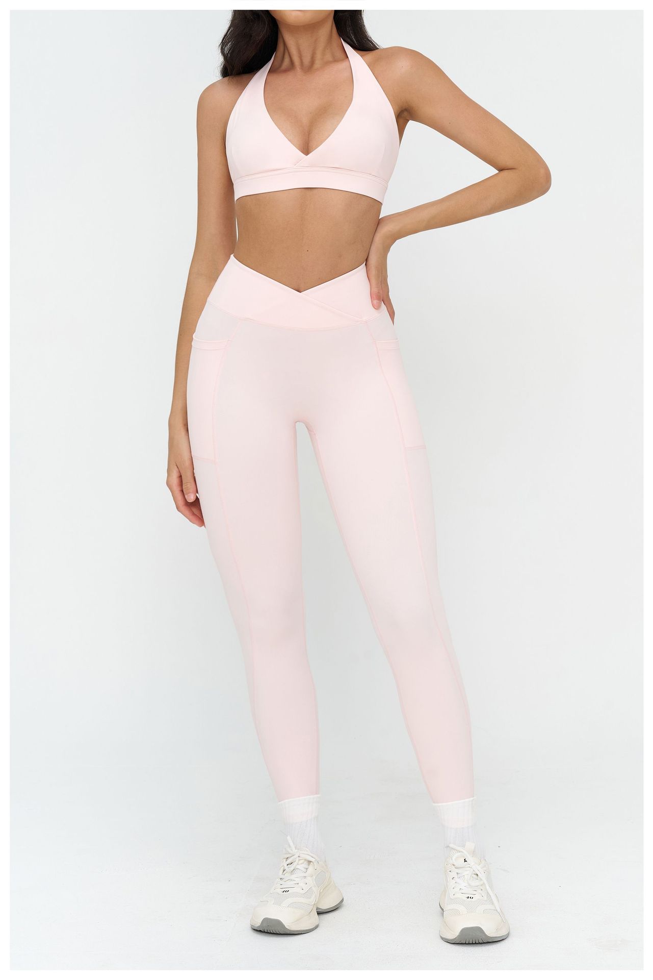 Ensemble yoga pour femme avec col montant et fermeture éclair_voghion.com