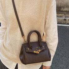 �͹�����ͨ�ڰ���Ůʿ2025�¿�r��С���K����ٴ�߼���б���