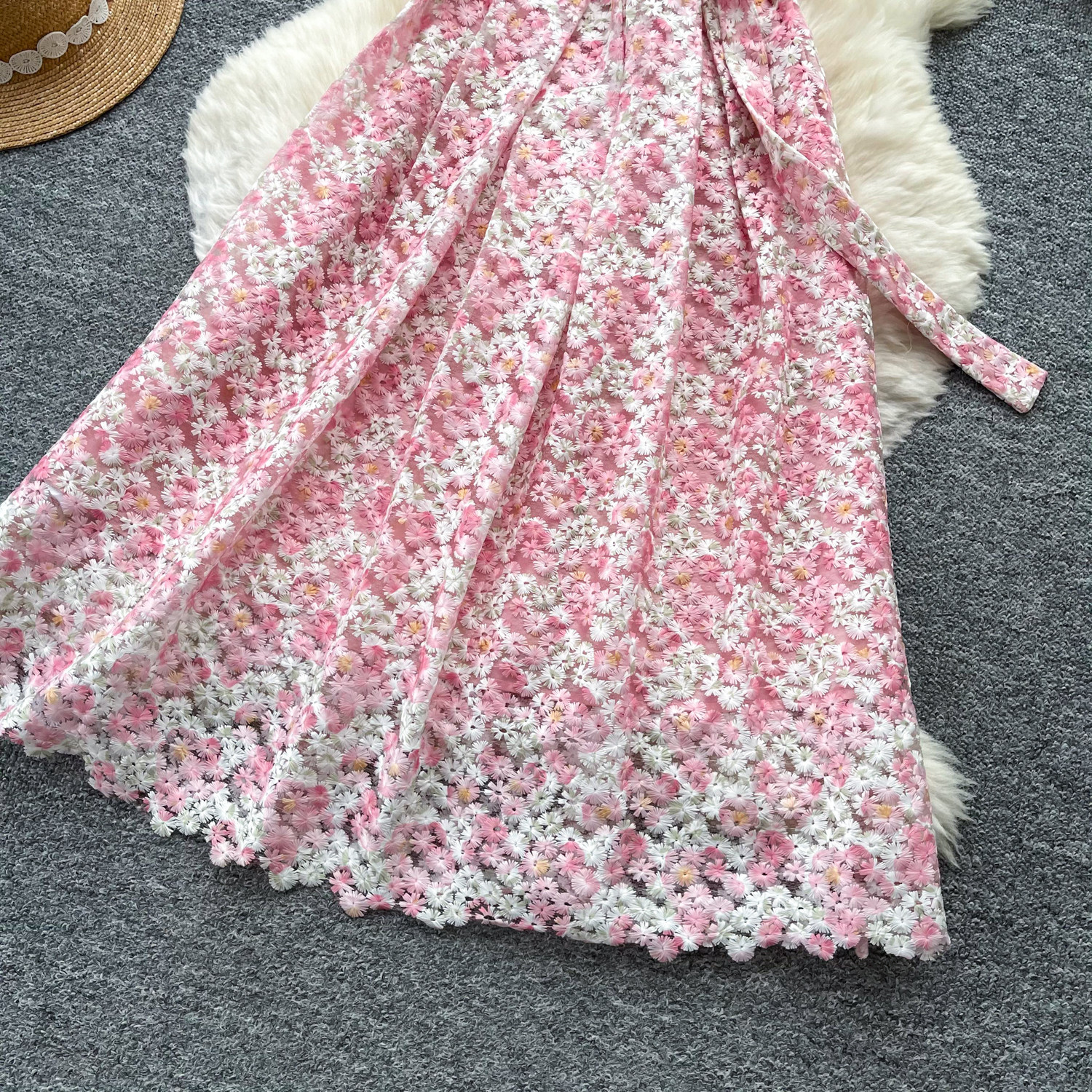 Women's Pink Lace Hollow Out Dress Short Sleeved High Waisted A-Line Skirt Elegant Slimming Commute Summer Dress_ecoleips.com
