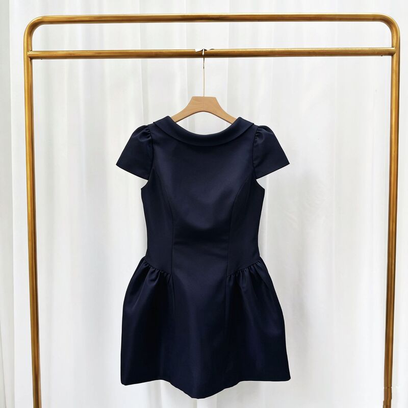 Classic Black High-End Hepburn-Style Round-Neck Simple and Elegant Short Waist-Cinching Fashion Party Evening Dress