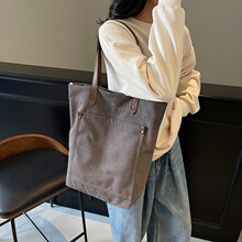 ������Ů�μ�б����������n��ͨ�ڰ�������к��s�ٴ���ϵ���ذ�