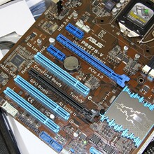 �m��Asus/�A�TP8B75-V LGA1155 DDR3̨ʽ�CоƬ�Α�����������