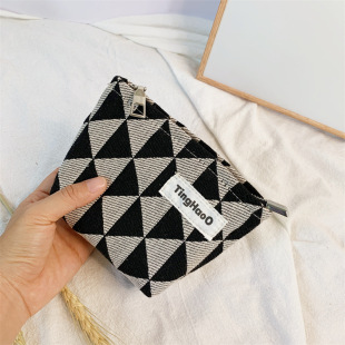 Niche Design Texture Thick Fabric Cosmetic Bag Skin Care Storage Bag Portable Travel Wash Bag Women's Bag