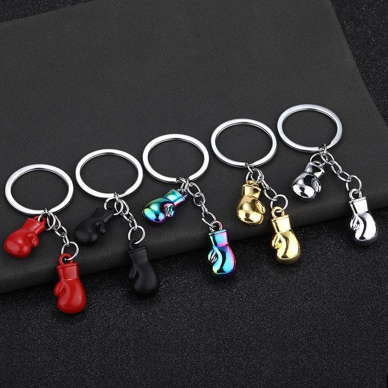 Creative left and right boxing gloves keychain 3D metal fight gloves pendant fitness club graduation season gift