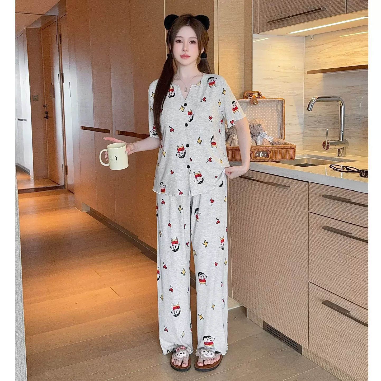 夏季凉感睡衣女带胸垫卡通小新莫代尔短袖女家居服三件套装可外穿