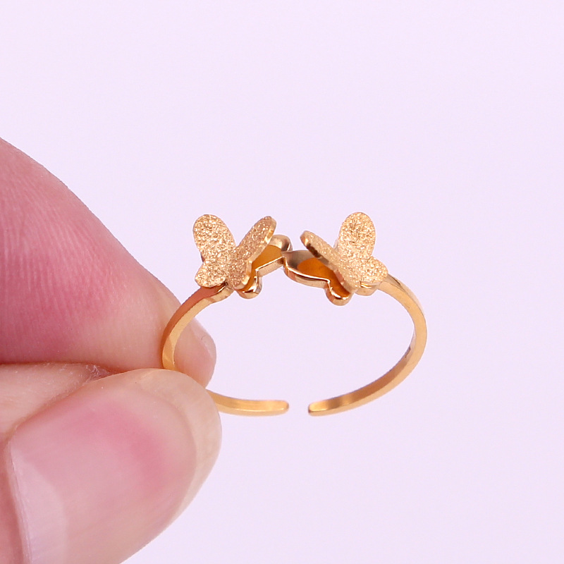 Anello farfalla aperto regolabile opaco impilabile_voghion.com