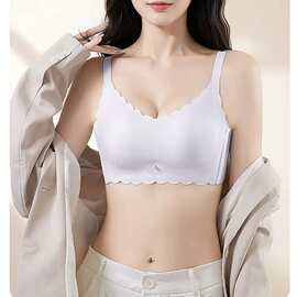 婷婷S11#活性乳胶中厚B杯舒适亲肤无痕聚拢四排扣尾货文胸批发跑