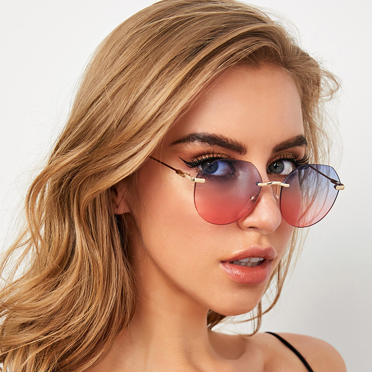 2020 nuevas gafas de sol sin marco para mujeres ins cara redonda Internet celebridad gafas de sol estrella Street shooting gafas moda gafas lisas