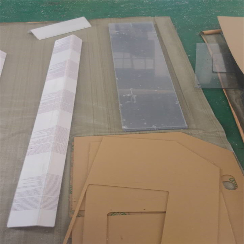 pc板 聚碳酸酯板打孔折弯雕刻透明实心pc耐力板粘结pc板 切割加工