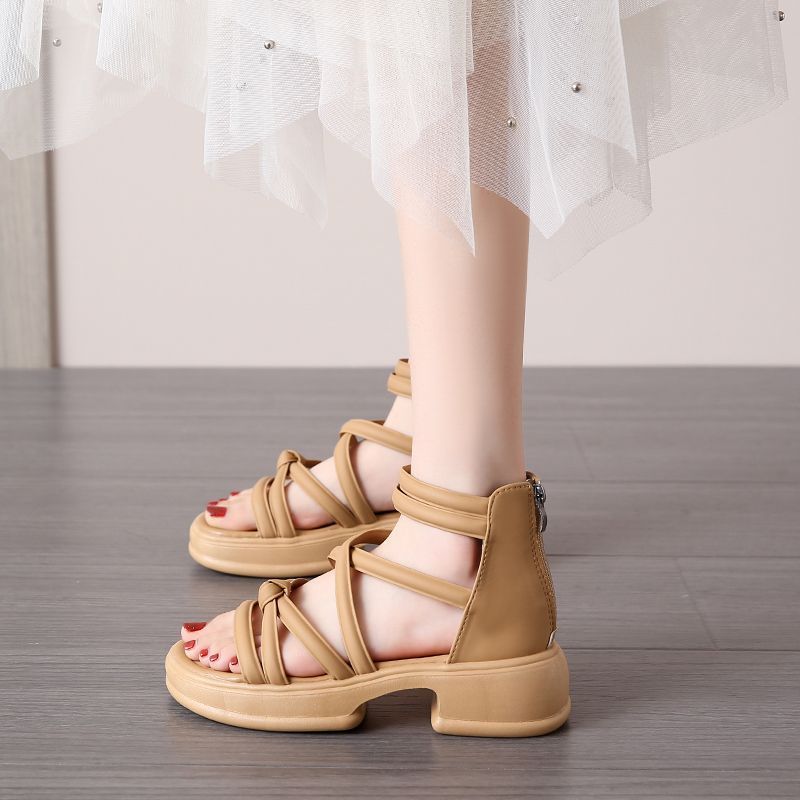 Sandalias de mujer de verano 2024 nuevos zapatos romanos de suela gruesa de hadas con falda de tacones gruesos zapatillas de playa