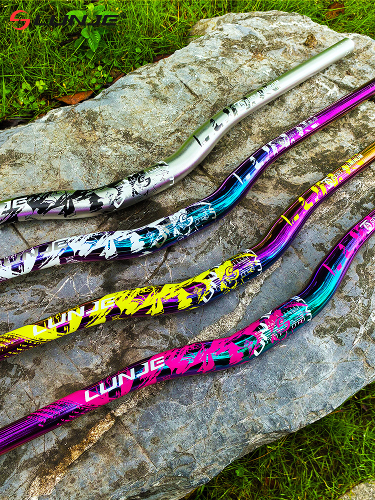 Bicicleta manillar cuesta abajo fuera de la carretera XC/AM manillar horizontal 720/780mm montaña gota seca etiqueta de color mango de golondrina