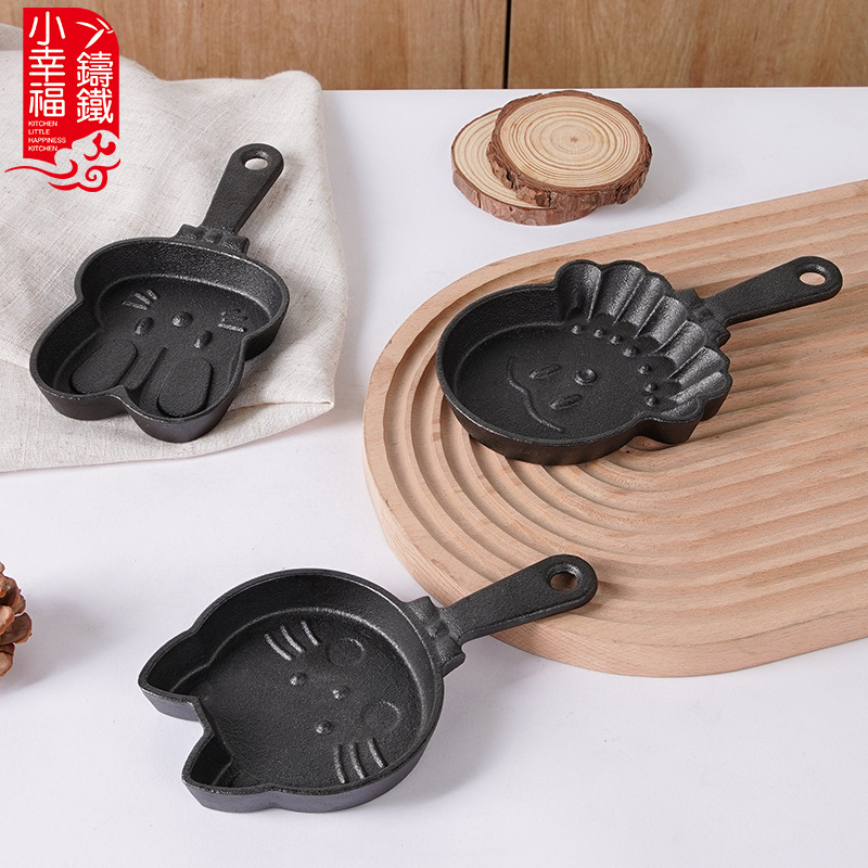 Pequeña felicidad mini desayuno casero olla de huevos antiadherente una variedad de hierro fundido de dibujos animados sartén plana