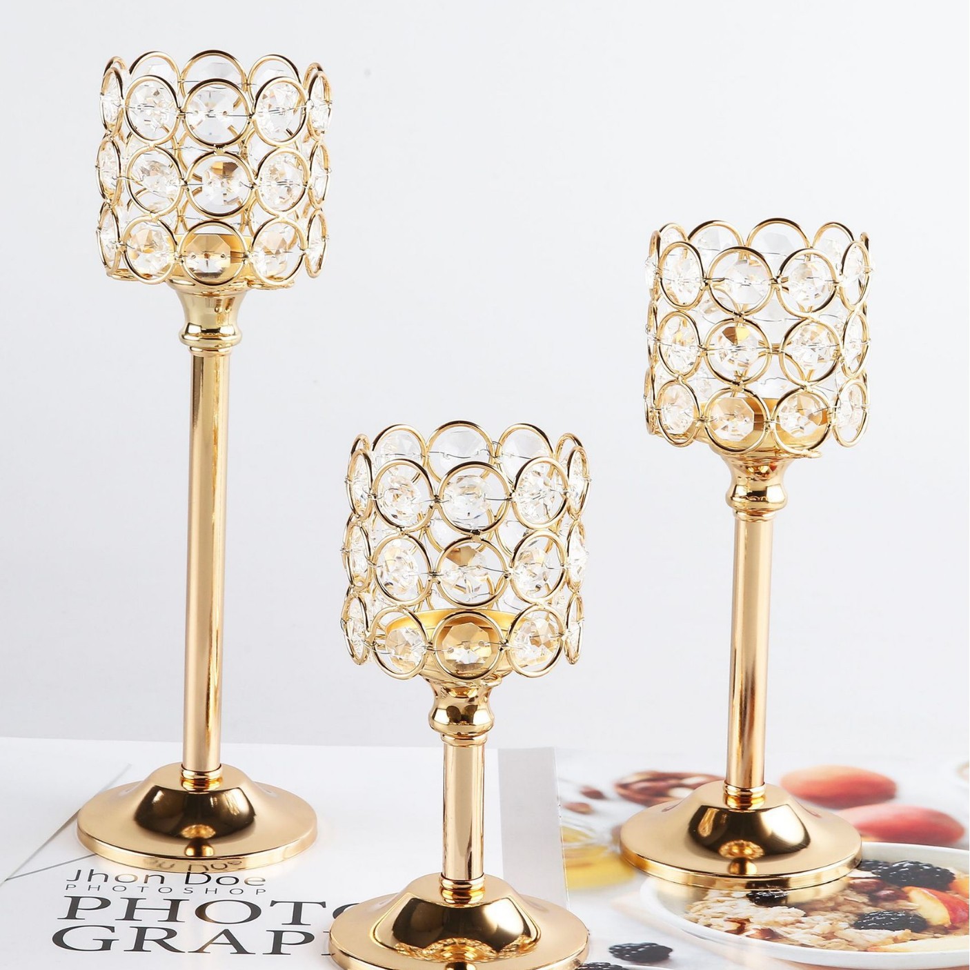 Transfronterizo amazónica cristal candelabro taza de vela europea hierro forjado metal ornamentos artesanía decoración de bodas