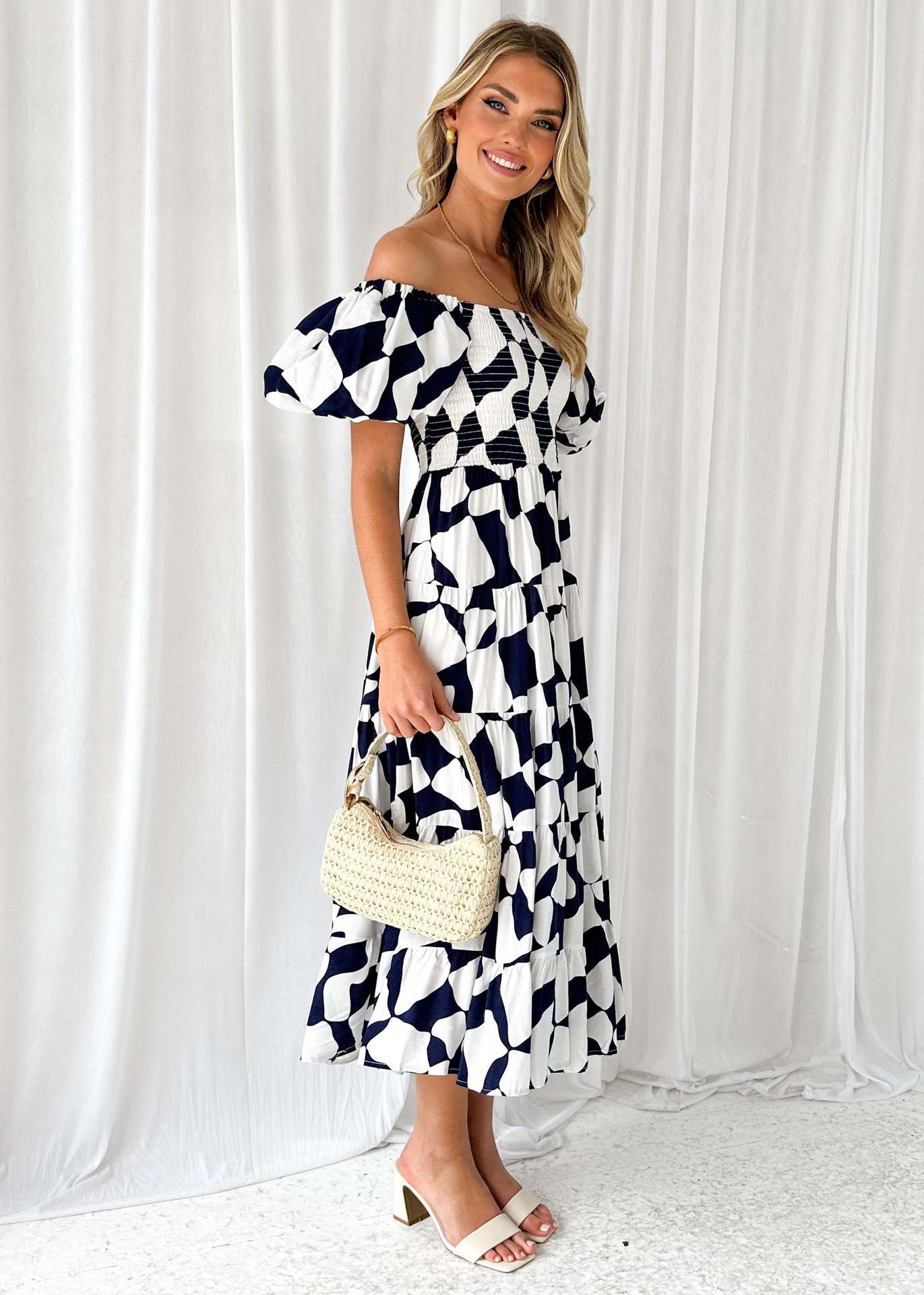 301g Weight Maxi Long Dress Dress Length Type Short Sleeve Sleeve Length Regular Dress Dresses Type Puff Sleeve Sleeve Type Polyester Fabric Type Mid Waist Waist Line Travel, Daily Occasion Boat Neck Neckline Regular Fit Fit Type Flower Pattern Summer, Spring Season Women's Gender Elegant, Classic Style Style Wholesale Women's Elegant Classic Style Flower Travel Daily Boat Neck Short Sleeve Regular Dress 4