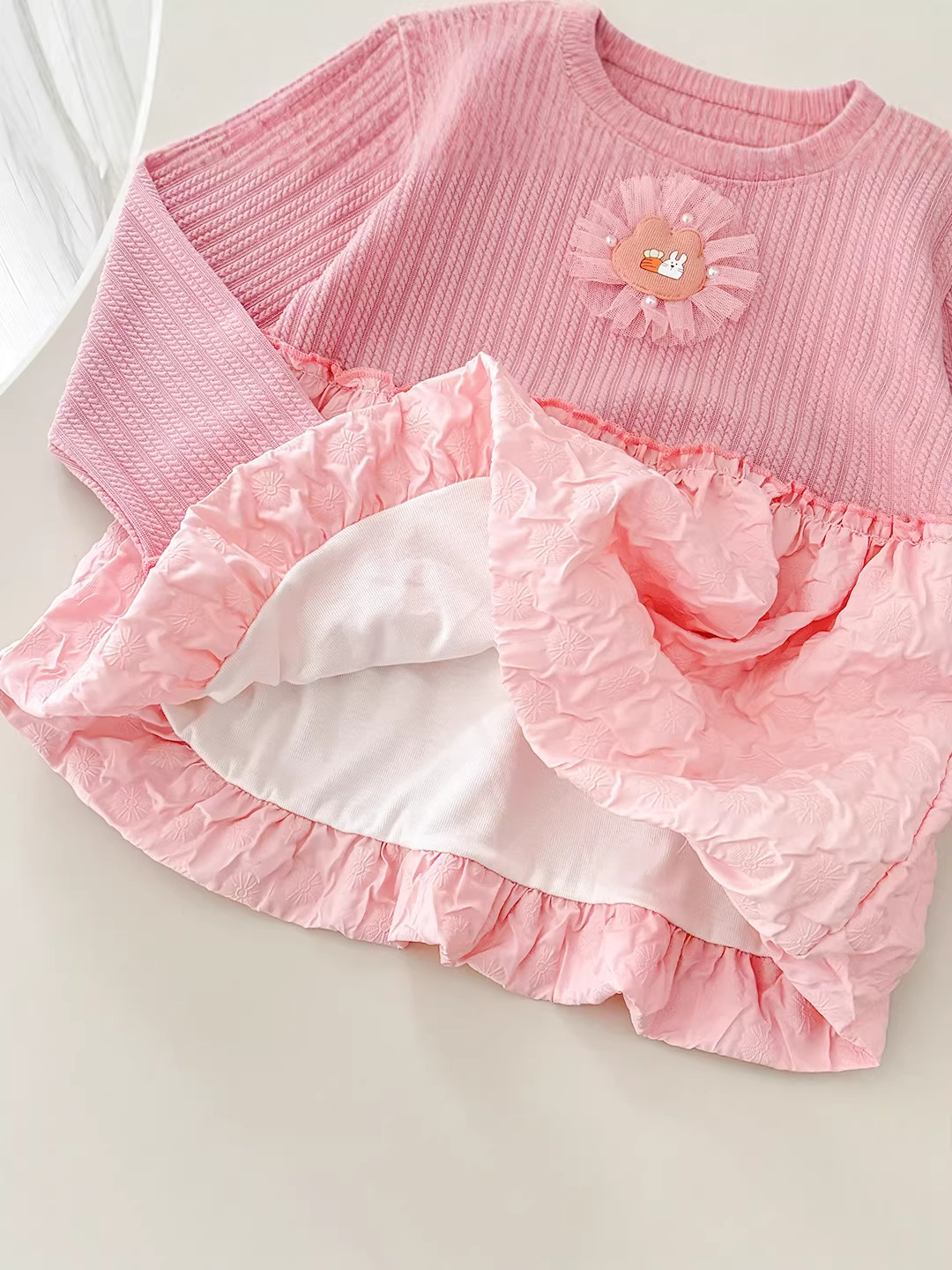 2026 vestido de punto de niña nuevo estilo extranjero fondo niño mangas largas princesa vestido de punto corto