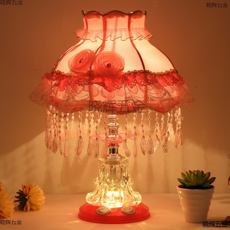 European -style cute bedside lamp Wedding House, warm romantic creative girl ins, wedding bedroom small table lamp