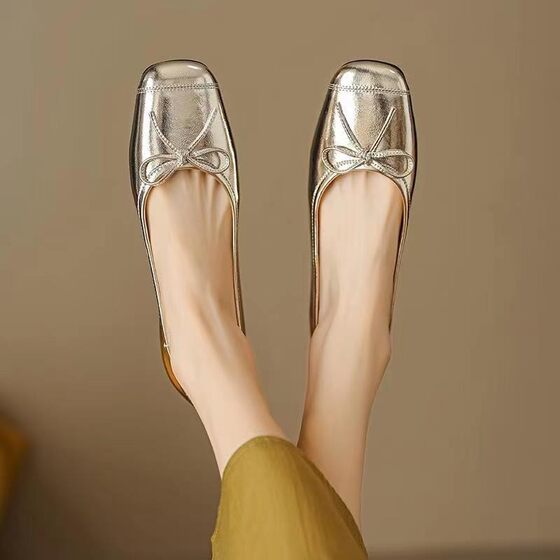 French silver Mary Jane Shoes Women's Shallow Chanel Style Single-layer Shoes Gentle Temperament Ballet Flats All-match plus size