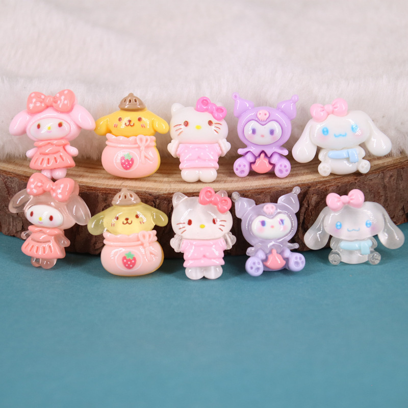 Cartoon Sanrio Ice Transparent Glossy Resin Accessories Wholesale DIY Cream Glue Mobile Phone Case Material Headdress Hairpin Cartoon Sanrio Ice Transparent Glossy Resin Accessories Wholesale DIY Cream Glue Mobile Phone Case Material Headdress Hairpin