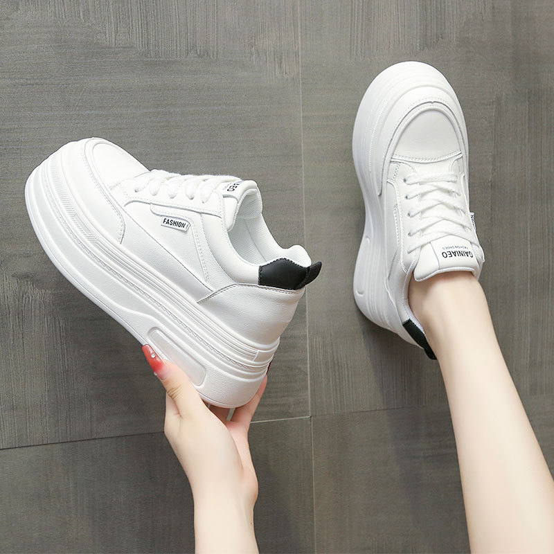 Small Joker Super Fire Platform Bottom Casual Board Shoes Women's 2025 Spring and Autumn New Super Thick Bottom Increased White Shoes Small Joker Super Fire Platform Bottom Casual Board Shoes Women's 2025 Spring and Autumn New Super Thick Bottom Increased White Shoes