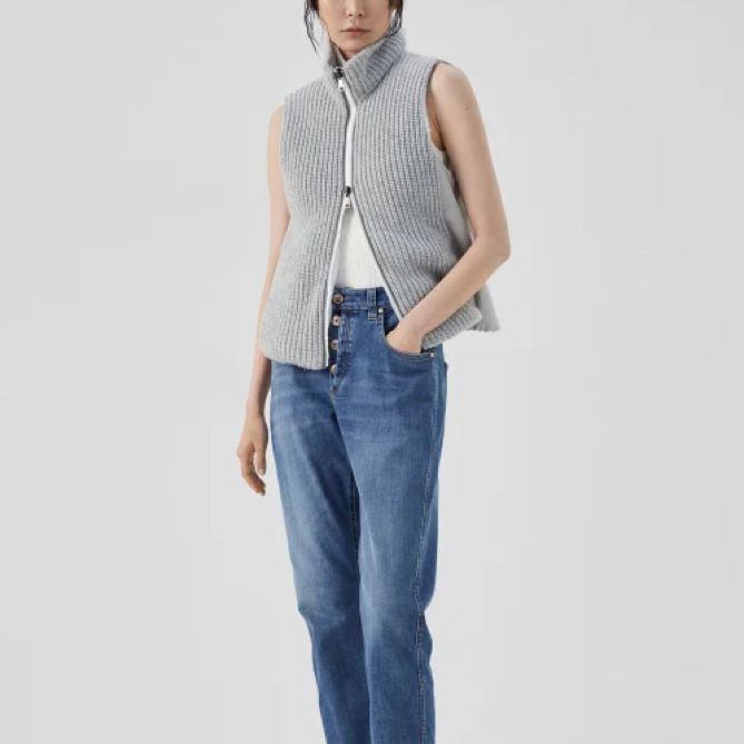 BC家 24冬季新款 门襟珠链设计双拉头立领针织拼接白鸭绒羽绒马甲