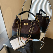 高级感拼接单肩包包女2025新款小众设计斜挎铁链包复古百搭托特包